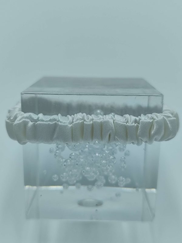 Silk Scrunchie | Snow - Image 2