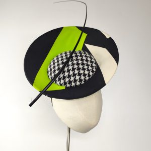 Charme in Green & Black