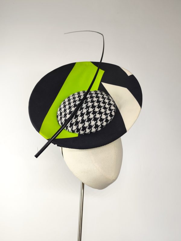 Charme in Green & Black