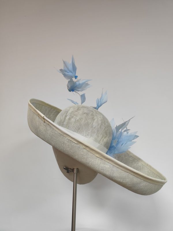 Cleo White & Blue - Image 6