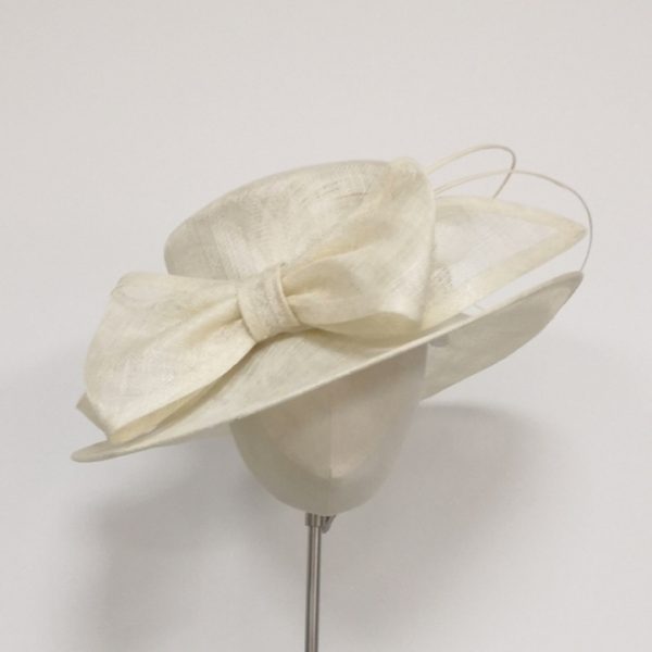 Cream Hat with Bow & Quills