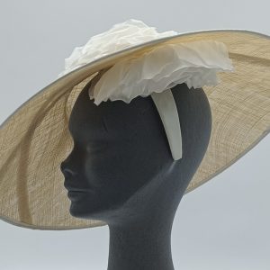 Cream & White Down brim - Miss Ayr
