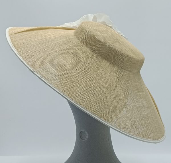 Cream & White Down brim - Miss Ayr - Image 3