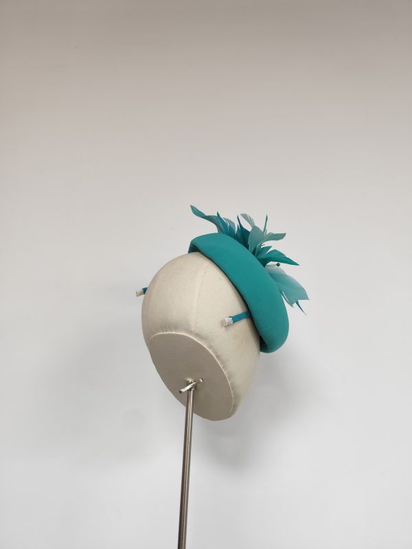 Eírá sea green headpiece - Image 5
