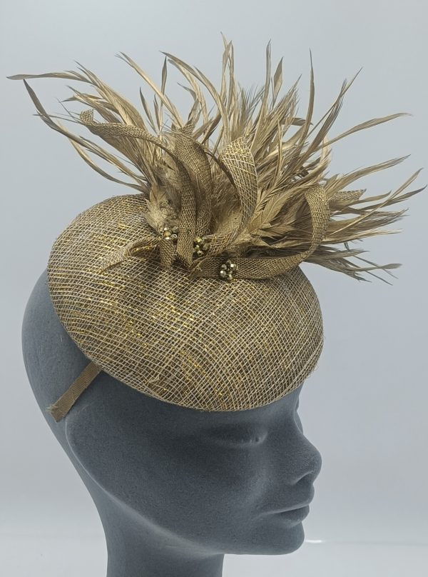 Martha in Gold - Image 3