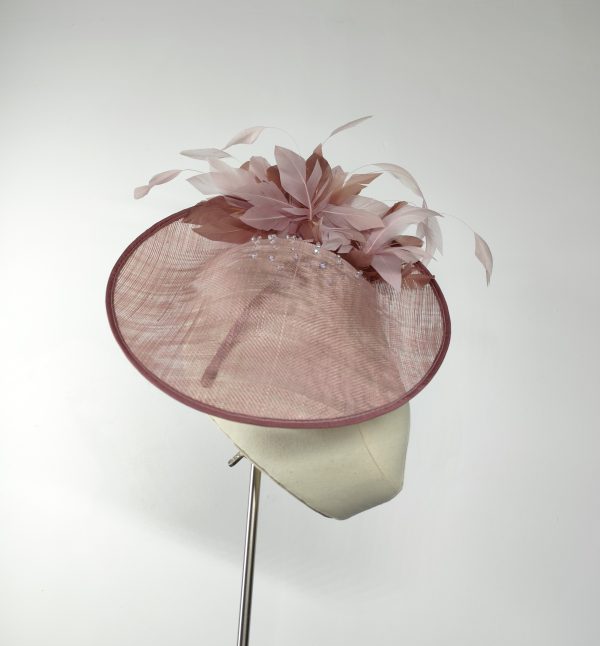 Ms Perla in Rose - Image 4