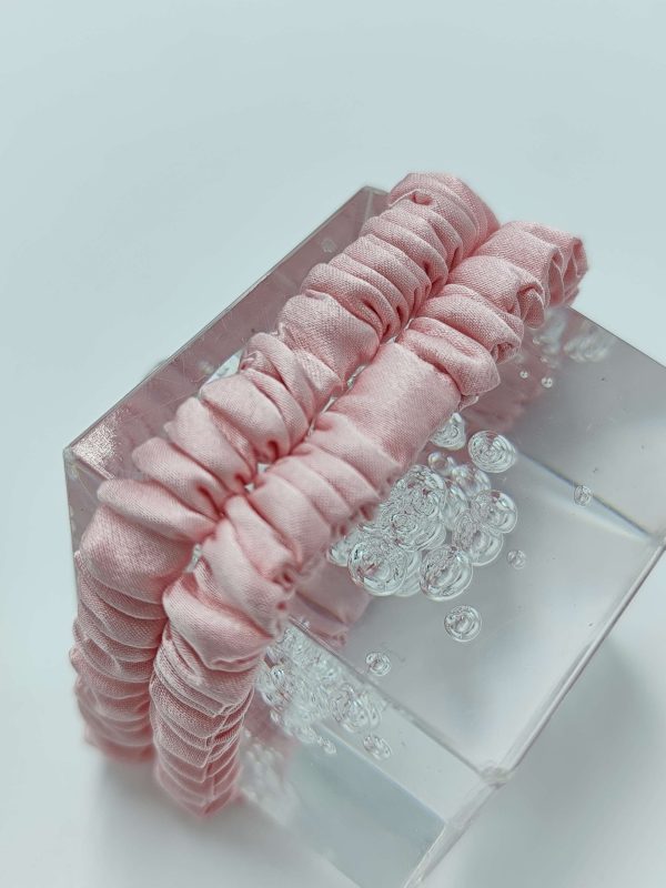 Silk Scrunchie | Powder Pink