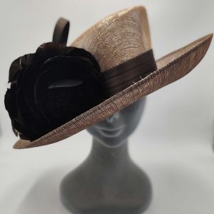 Shimmering Gold by Philip Treacy