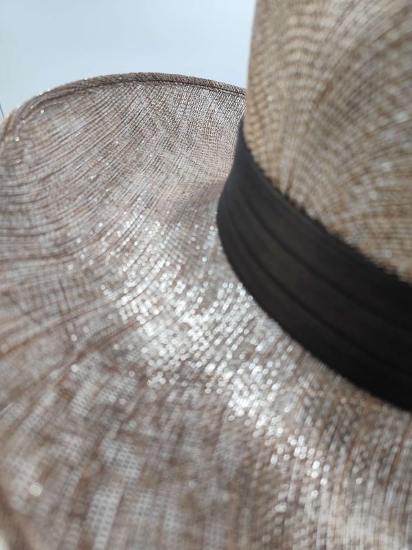 Shimmering Gold by Philip Treacy - Image 3