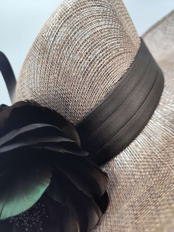 Shimmering Gold by Philip Treacy - Image 5